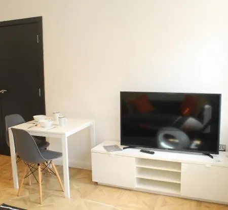 1bed Loft Style Leeds Centre *