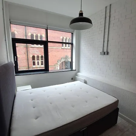 1bed Loft Style Centre *