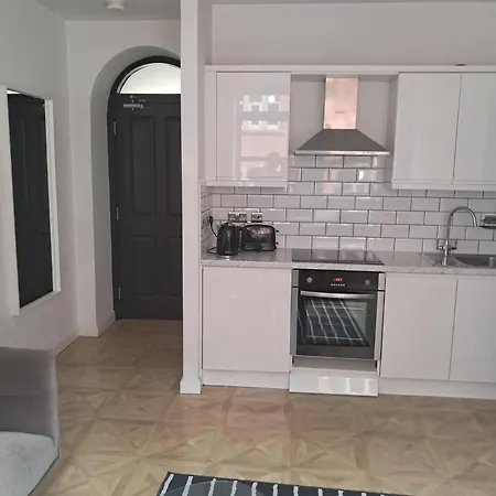 1bed Loft Style Centre *